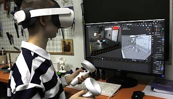 Центр молодежного инновационного творчества, ООО "Форсайт"